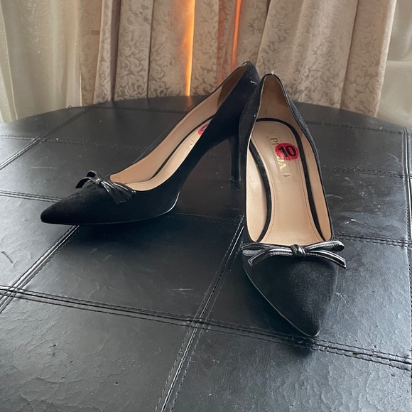 GONE!!Vintage Prada! A sophisticated black suede heel ready for your taking! - Picture 2 of 4